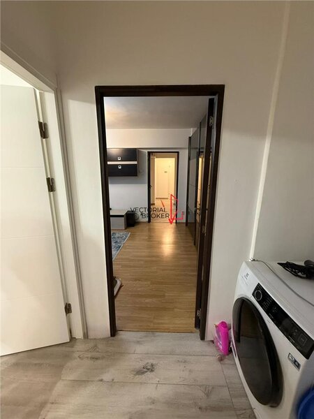 Dristor Rm Sarat Apartament 3 camere Renovat Constructie 1986