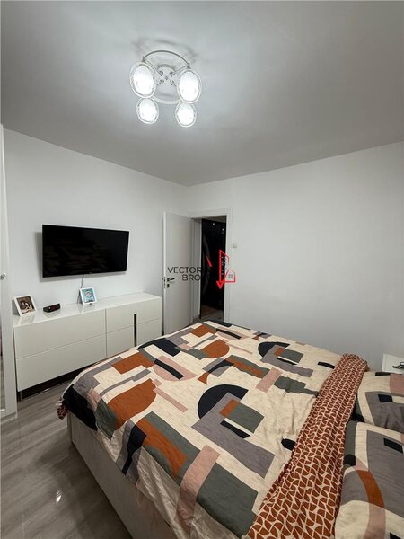 Dristor Rm Sarat Apartament 3 camere Renovat Constructie 1986