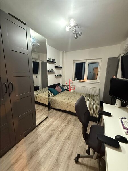 Dristor Rm Sarat Apartament 3 camere Renovat Constructie 1986